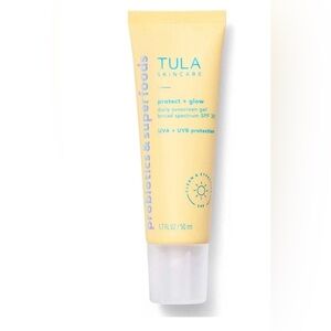 Skin Care Protect + Glow Daily Sunscreen Gel Broad Spectrum SPF 30 |